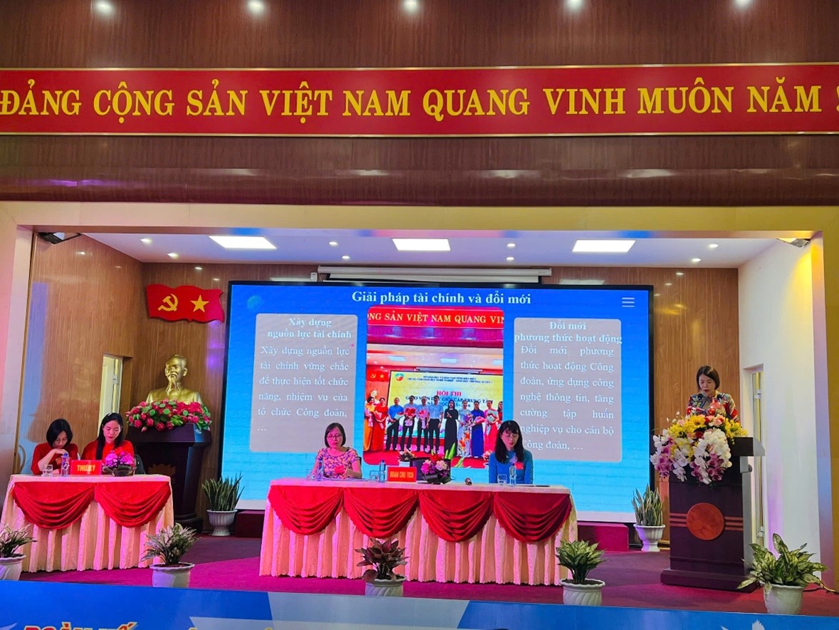 Đại hội công đoàn (2)