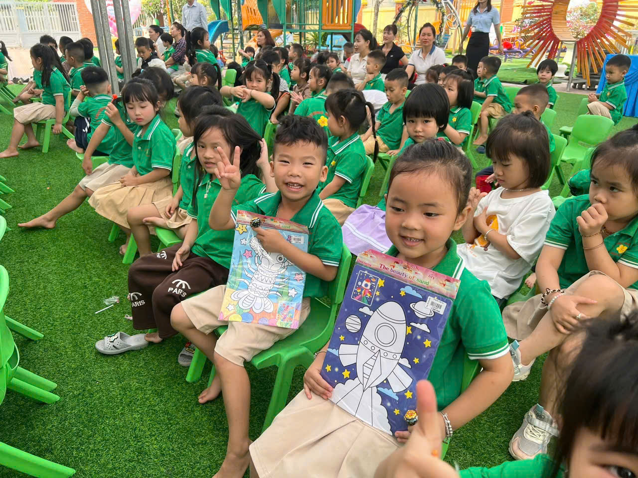 English MN Hoa Mơ (6)